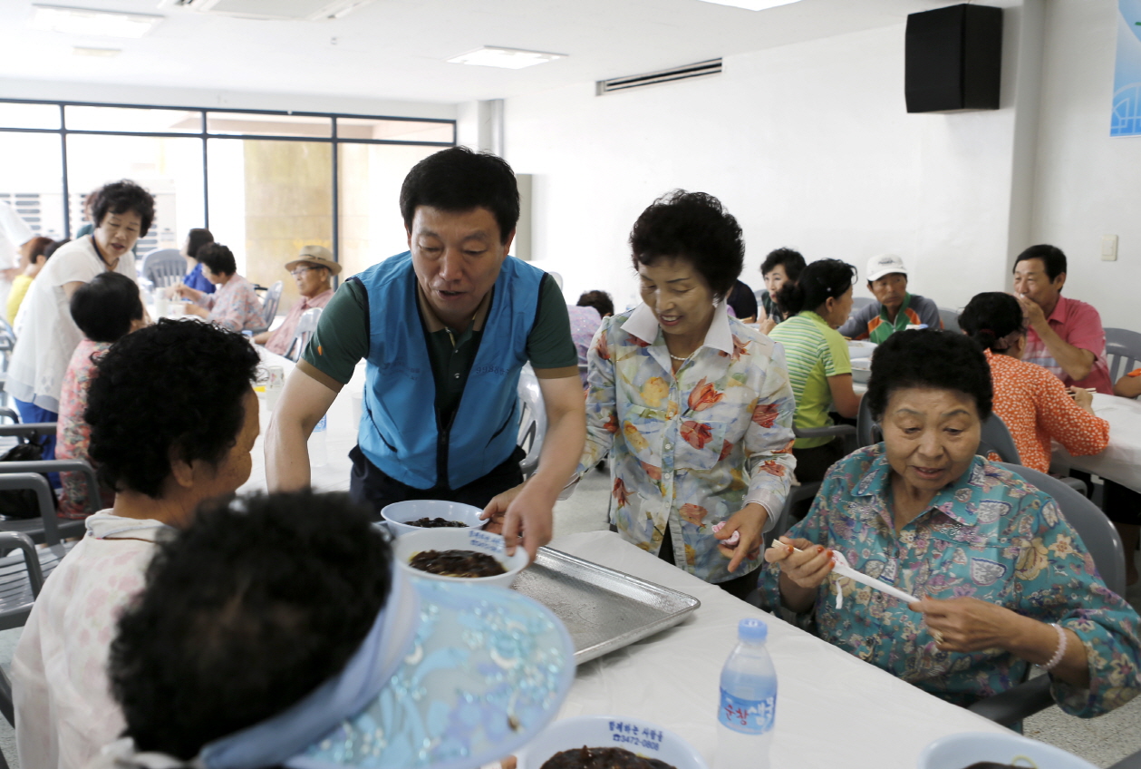 스포츠 스타와 함께하는 사랑의 금메달 자장면 나눔잔치 첨부#3