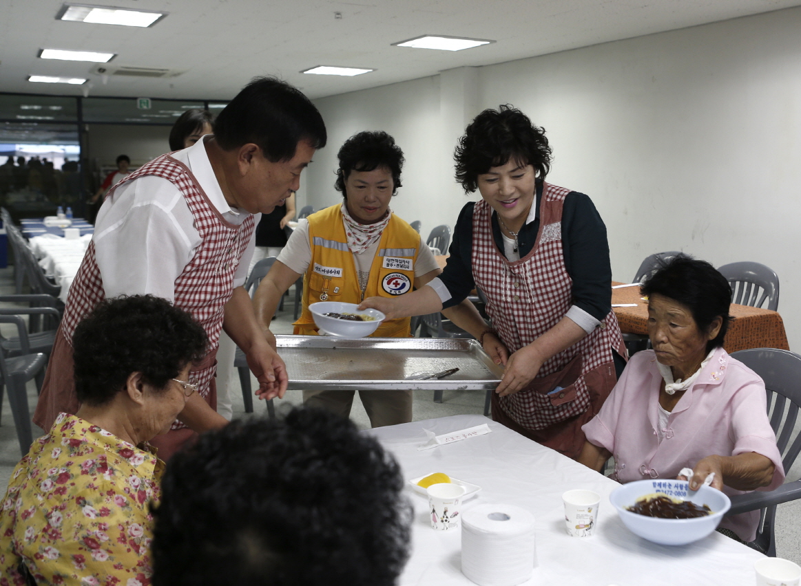 스포츠 스타와 함께하는 사랑의 금메달 자장면 나눔잔치 첨부#4