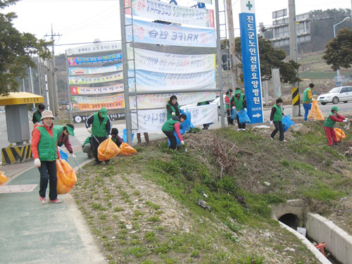 진도군, 새봄맞이 깨끗한 진도 만들기 대청결 운동 실시 이미지