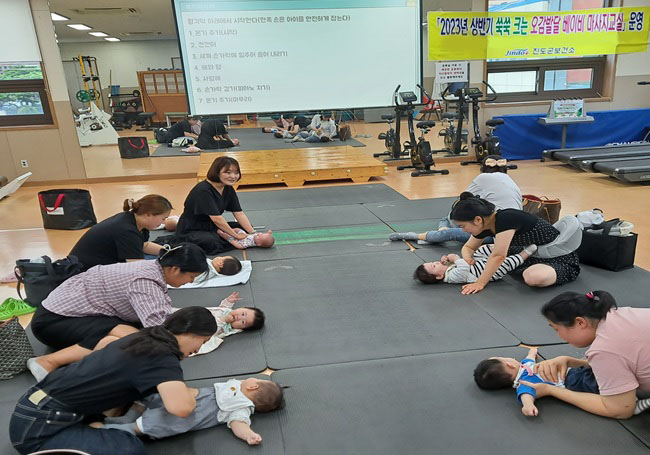 진도군, 오감발달 베이비 마사지 교실 운영 성료 이미지